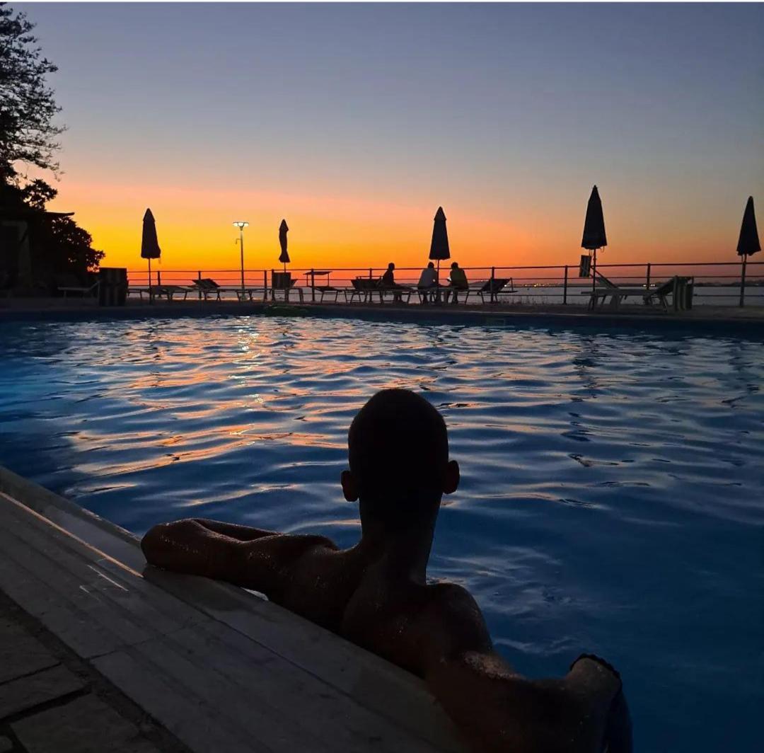 Artemis Beach House Влёра Экстерьер фото