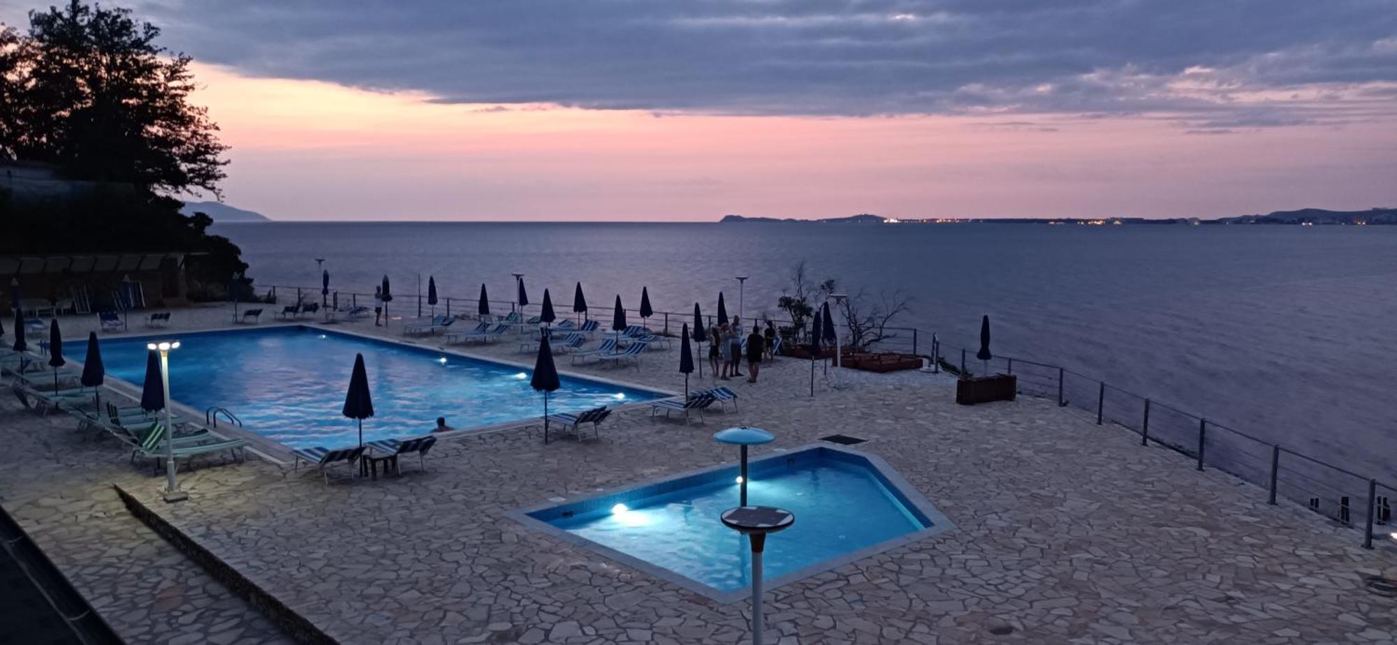 Artemis Beach House Влёра Экстерьер фото